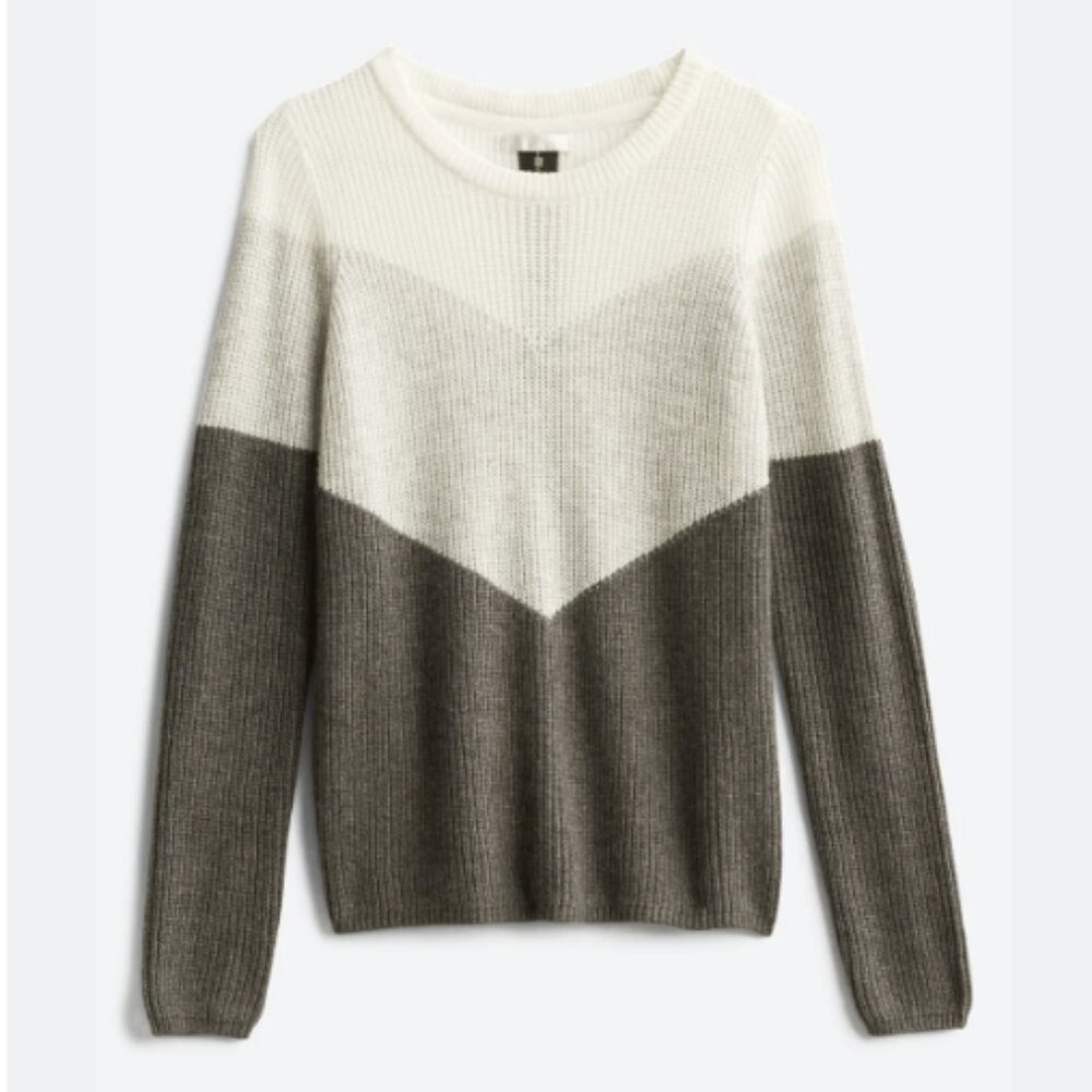Zipper Back Sweater - NWOT